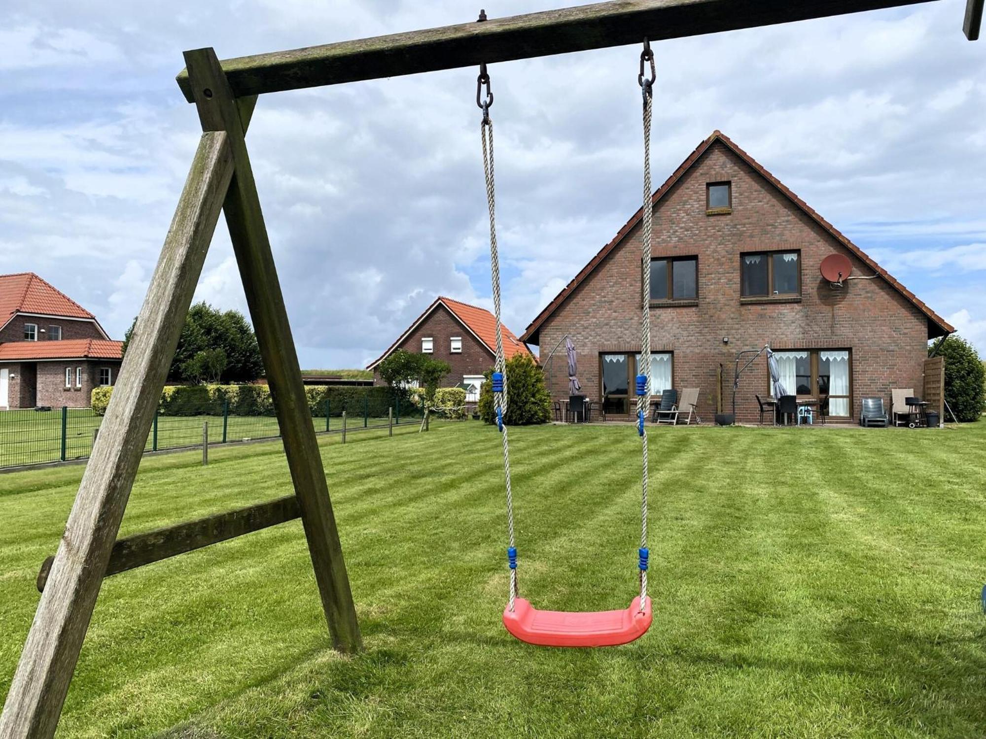 Spacious Apartments With Private Terrace Near The North Sea Dike Neßmersiel Exteriör bild